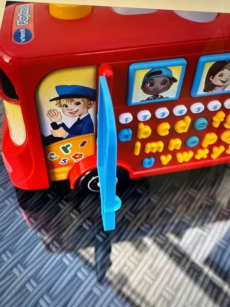 V-Tech singing educational light up bus phrases  counts numbers sings plus 