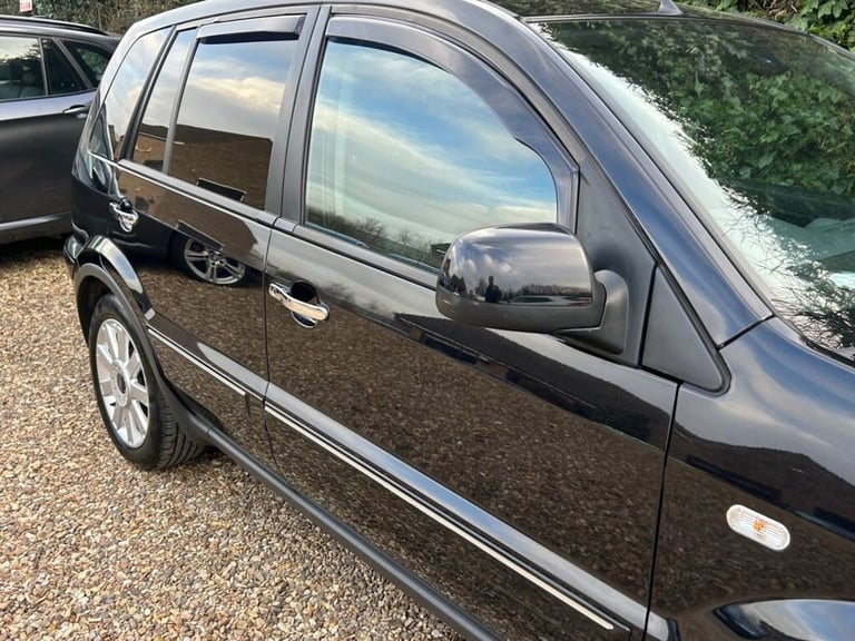 2011 Ford Fusion 1.6 Titanium Hatchback 5dr Petrol Manual (157 g/km, 99 bhp) Hatchback Petrol Manual