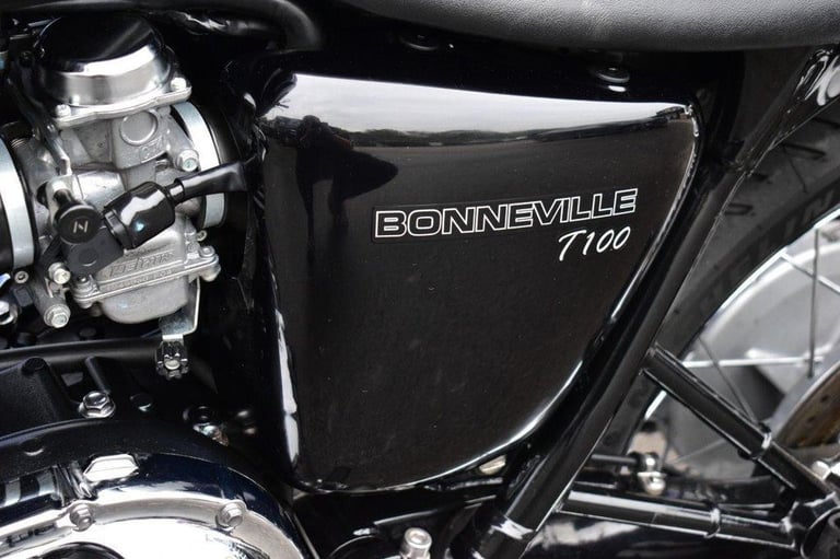 2015 15 TRIUMPH BONNEVILLE T100 865 ROADSTER/RETRO