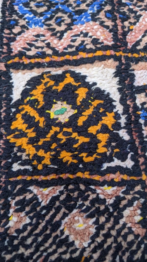 vintage moroccan rug 152 x 116 cm