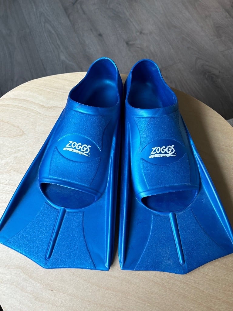 Zoggs fins Uk size 8.5-9.5