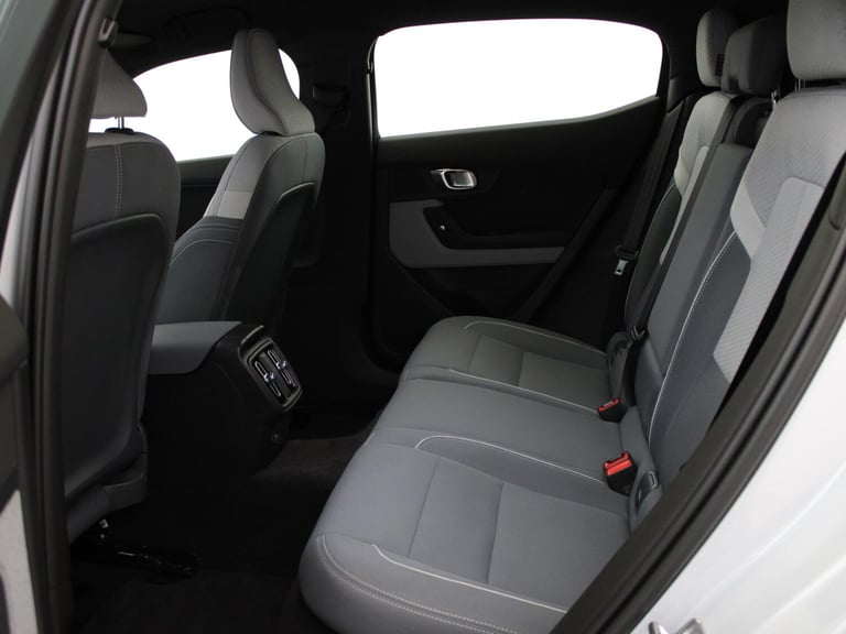 2021 Polestar Polestar 2 165kW 64kWh Standard Range Single motor 5dr Auto Saloon ELECTRIC Automatic