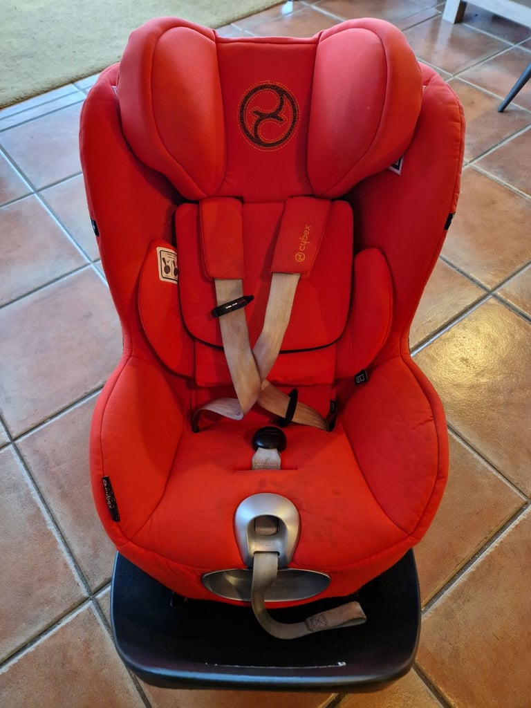 Cybex Sirona Z I-SIZE (seat and base) - Spins 360