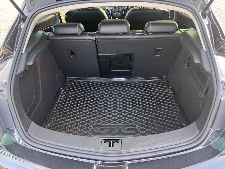 2016 Vauxhall Astra 1.4i Turbo Limited Edition Coupe 3dr Petrol Manual Euro 6