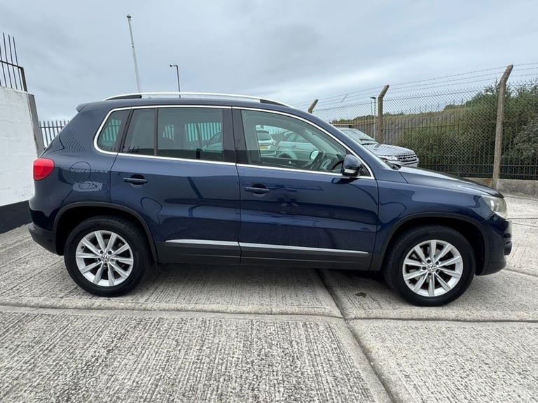 2013 13 VOLKSWAGEN TIGUAN 2.0 TDI BLUEMOTION TECH SE SUV 5DR DIESEL DSG 4WD EURO