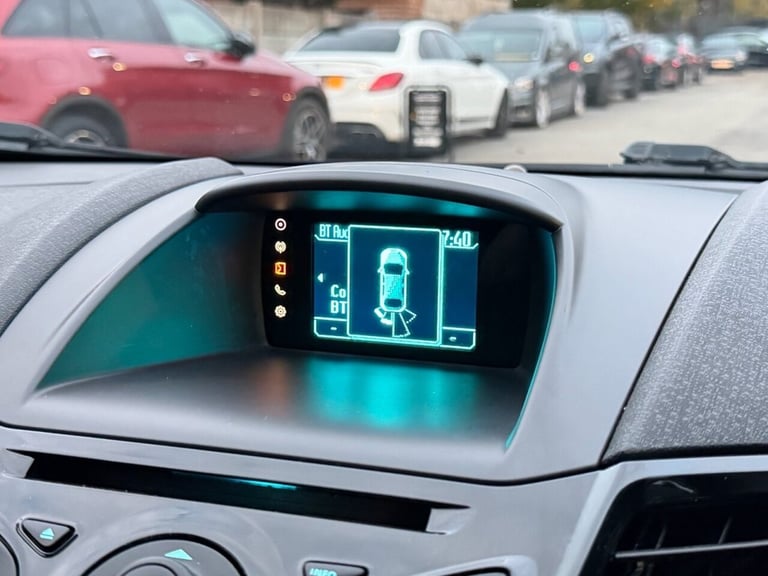 2014 Ford Fiesta 1.0 EcoBoost Zetec 5dr Powershift HATCHBACK PETROL Automatic