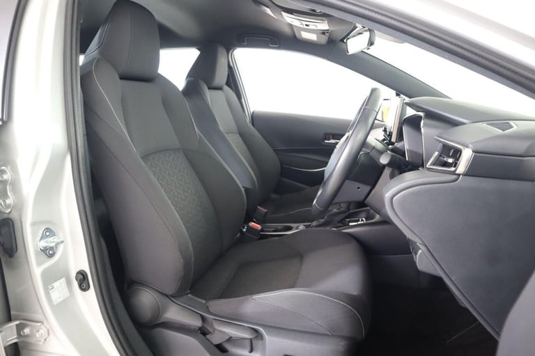 2021 Toyota Corolla 1.8 VVT-h Icon Tech Touring Sports CVT Euro 6 (s/s) 5dr Estate PETROL/ELECTRI...
