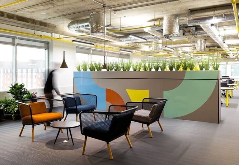 Furnished offices to rent in *Hammersmith*. Office Spaces for 4 to 200 desks W6