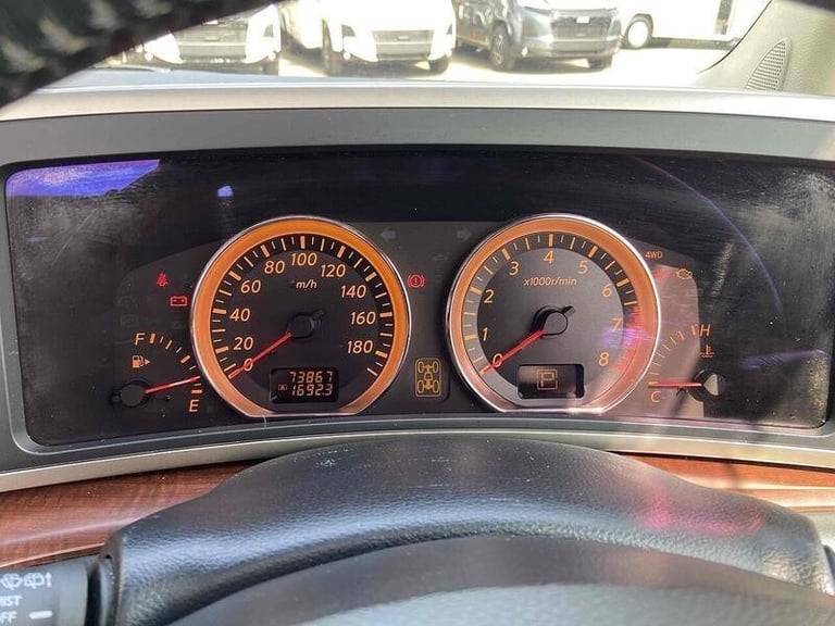 Nissan  0.0  MPV 