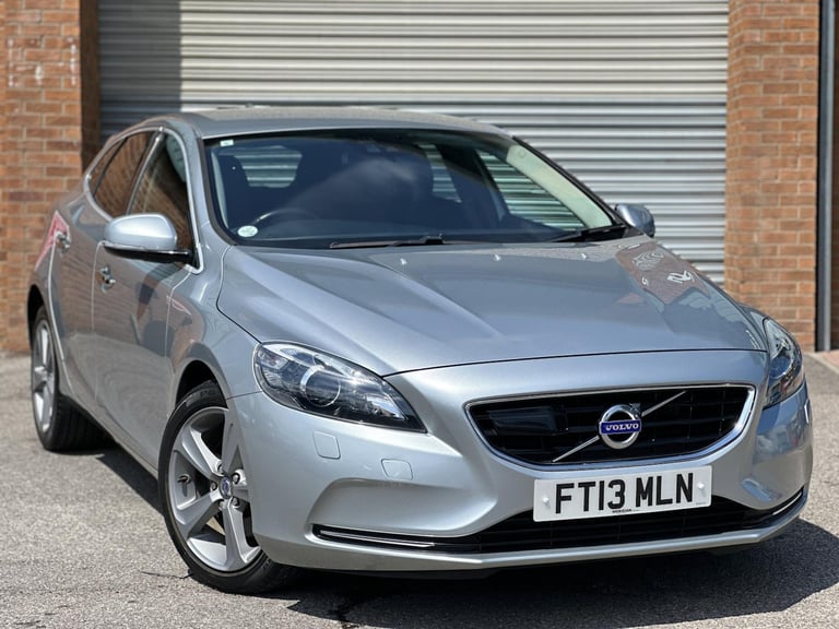 image for 2013 Volvo V40 1.6 T4 SE Lux Nav Hatchback 5dr Petrol Powershift Euro 5 (s/s) (180 ps) Hatchback ...