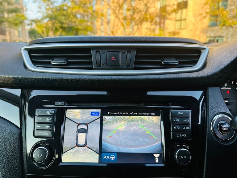 2014 Nissan Qashqai 1.5 dCi Tekna 5dr Diesel
