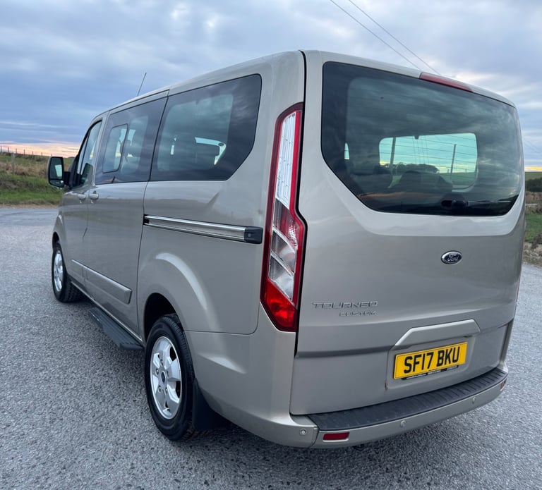 FORD TRANSIT CUSTOM TOURNEO 