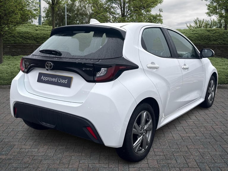 2024 Toyota Yaris 1.5 Hybrid Icon 5dr CVT Hatchback Hybrid Automatic