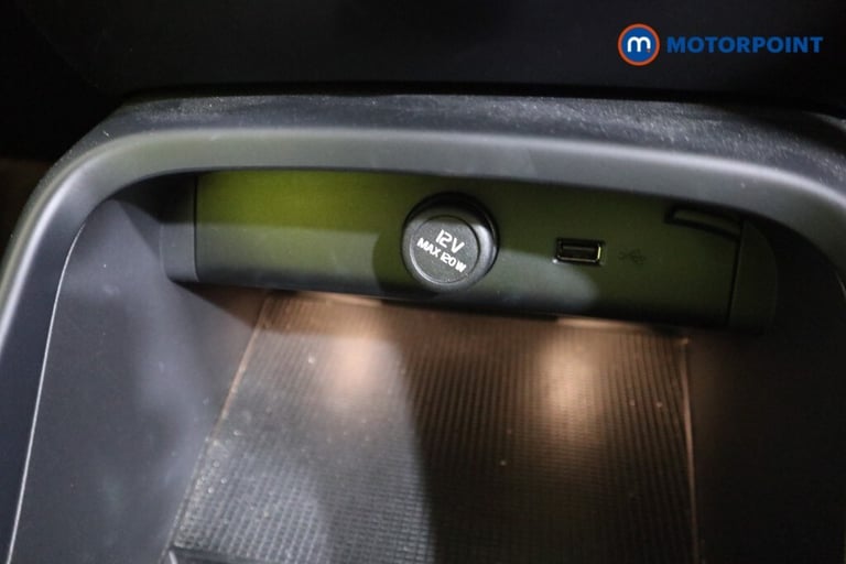 2021 Volvo XC40 1.5 T3 [163] R DESIGN 5dr Geartronic SUV Petrol Automatic