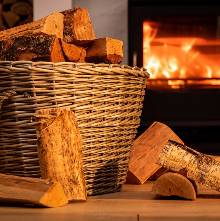 Firewood logs in Ashby De La Zouch | Fire Wood, dry, naturally dried | Wood burner / stove