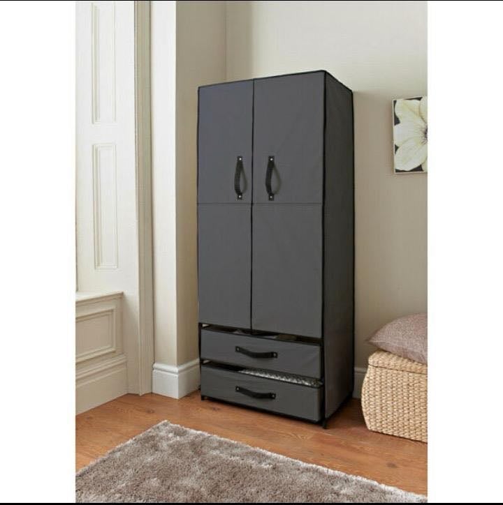 Modern Bedroom Furniture. Bedroom Suit Includes Bedside Tables, Chest of Drawers and Wardrobes