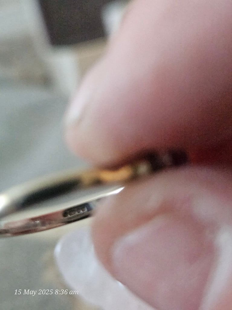 Beaverbrooks pink sapphire and diamond ring 