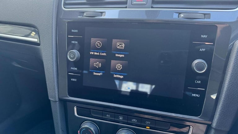 VOLKSWAGEN GOLF 1.5 TSI EVO SE Nav Euro 6 (s/s) 5dr 2018