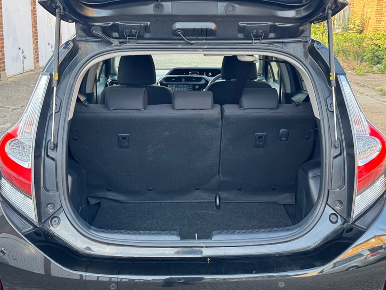 2025 Toyota Aqua 5 Doors Hatchback HYBRID ELECTRIC Manual