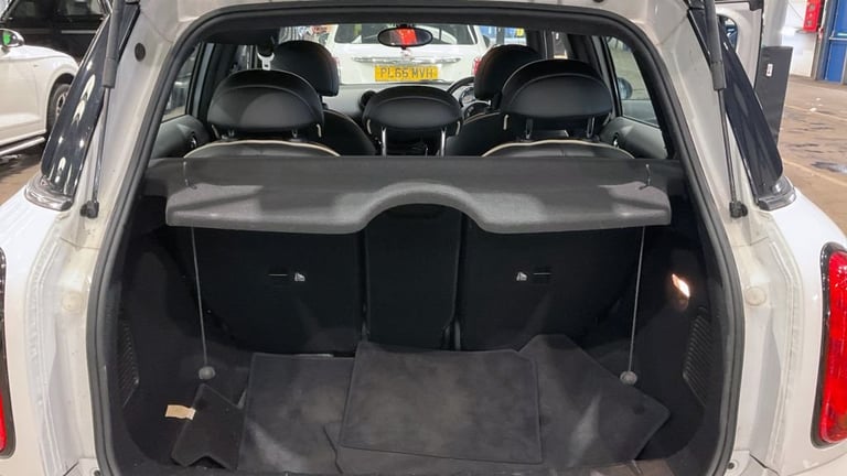 2016 MINI Countryman 1.6 Cooper SUV 5dr Petrol Manual ALL4 Euro 6 (s/s) (122 ps) 1 FORMER OWNER H...