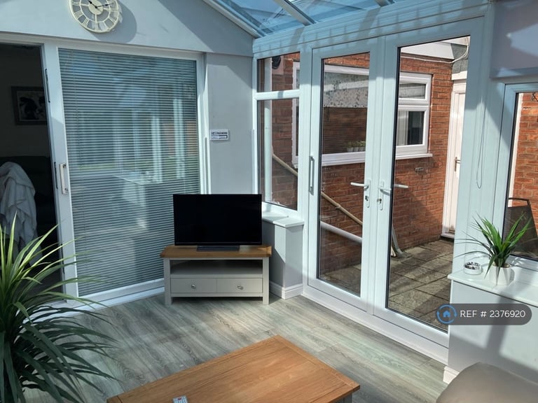 3 bedroom house in The Roundmeade, Maghull, L31 (3 bed) (#2376920)