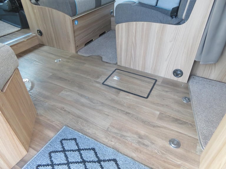 Swift Esprit 496 (extra wide wheelchair access door)