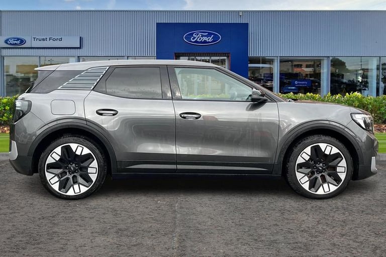 2024 Ford Explorer PREMIUM | Heads up Display | Panoramic Roof | Heated Seats/Wheel | Adaptive Es...