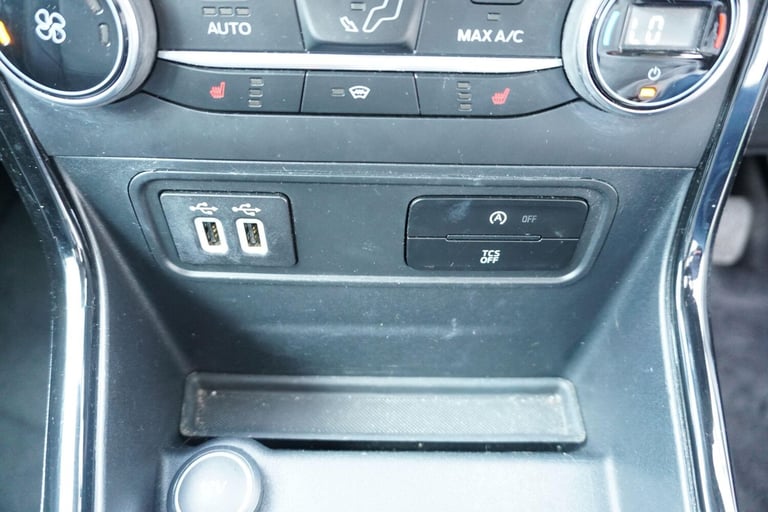 2018 Ford Ecosport 1.0T EcoBoost Titanium Euro 6 (s/s) 5dr HATCHBACK Petrol Manual