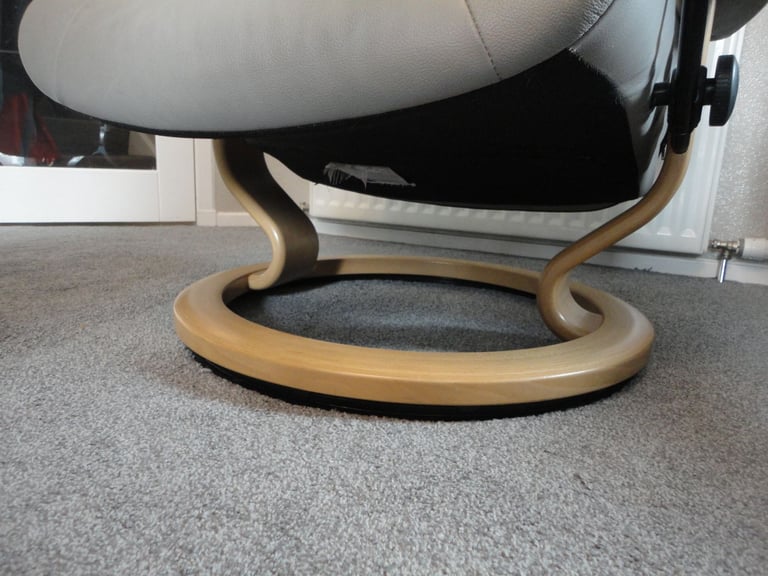 Quality ekornes leather stressless swivel recliners x 2 with footstools as pictures, £500 EACH chair