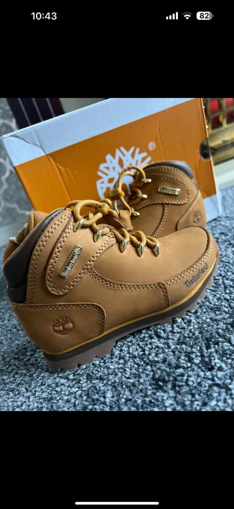 Girls timberland boots 