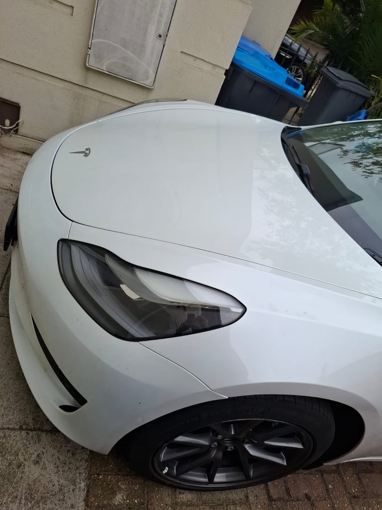 Tesla, MODEL 3, Saloon, 2021, Other, 1 (cc), 4 doors
