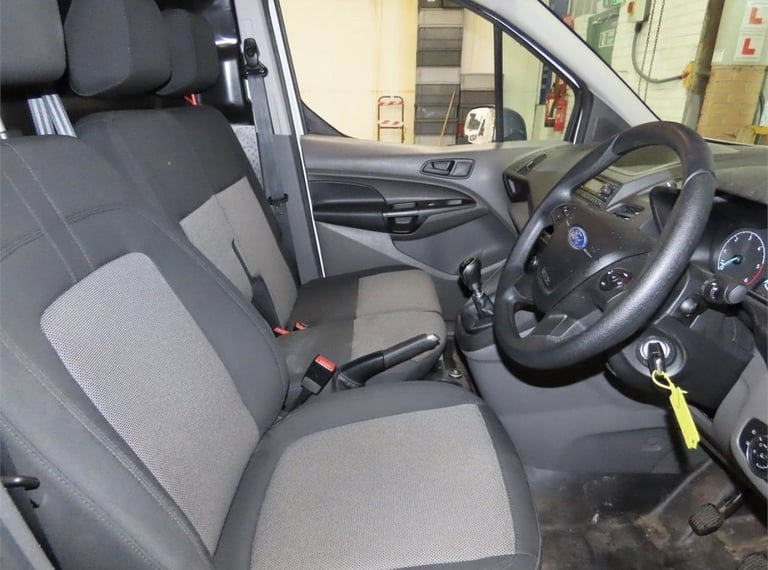2019 68 FORD TRANSIT CONNECT 1.5 200 ECOBLUE PANEL VAN 5DR DIESEL L1 EURO 6 * 17