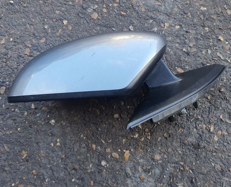 Nissan Qashqai J11 Left Side Wing Mirror Grey KAD G 2017