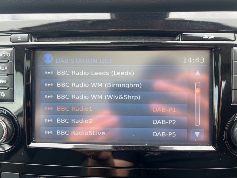 2019 Nissan Qashqai 1.3 DiG-T N-Connecta 5dr HATCHBACK PETROL Manual