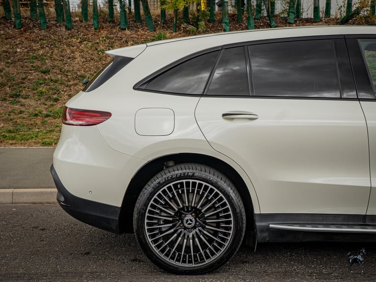 2019 Mercedes-Benz EQC EQC 400 80kWh AMG Line (Premium Plus) Auto 4MATIC 5dr ESTATE Electric Auto...