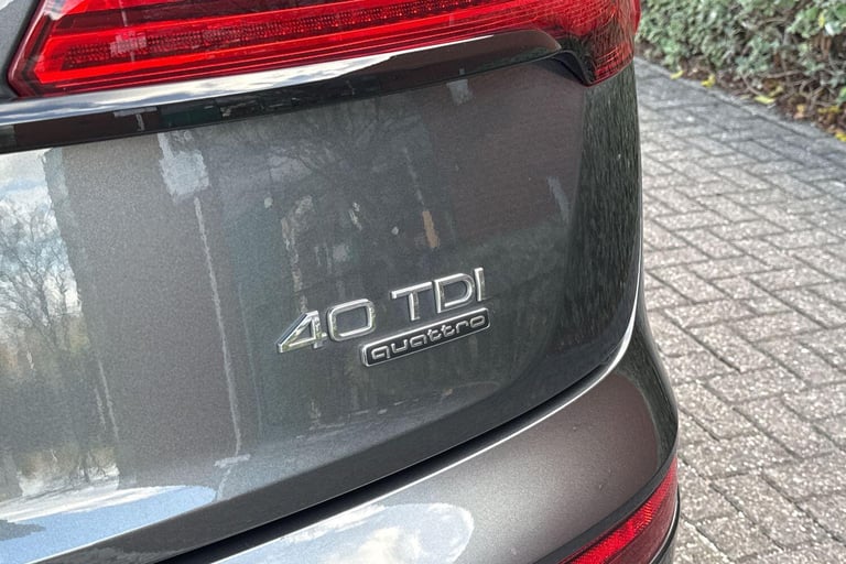 2022 Audi Q5 2.0 TDI 40 Edition 1 SUV 5dr Diesel S Tronic quattro Euro 6 (s/s) (204 ps) ESTATE Di...