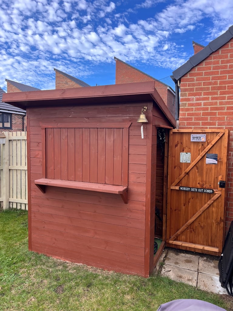 Garden Bar - Pent Shed with Hatch High Quality with Rubber Roof - Optics - Great for BBQ’s