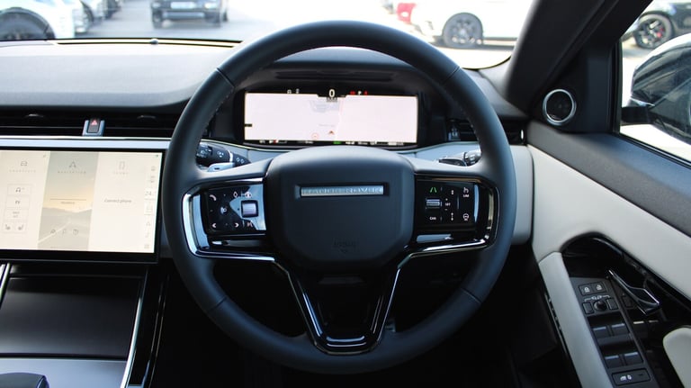 2025 Land Rover Range Rover Evoque 1.5 P270e Dynamic SE 5dr Auto SUV Hybrid Automatic