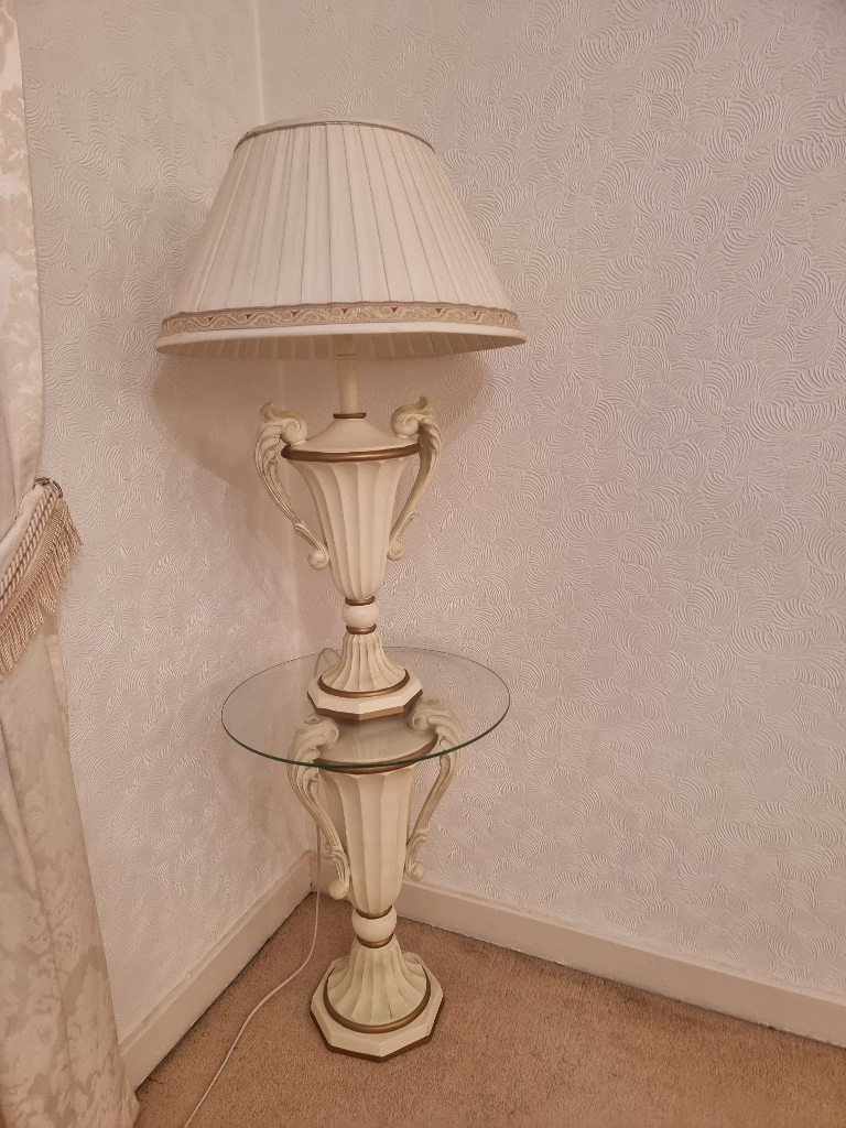 Floor stand, glass top & lamp