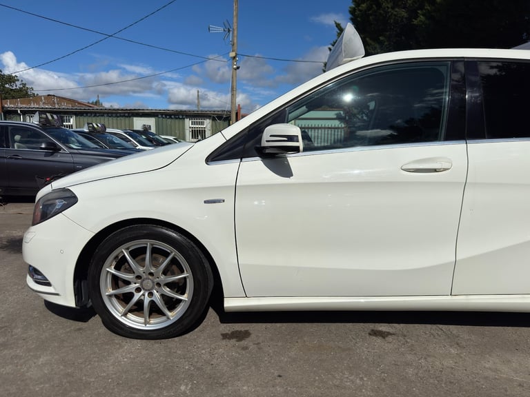 2012 Mercedes-Benz B-Class 1.6 B180 BLUEFFICIENCY MPV Petrol Automatic