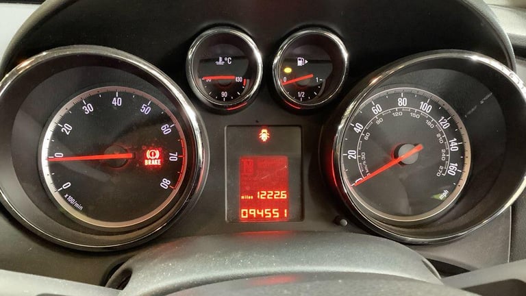 2012 Vauxhall Astra 1.4 16v Active Euro 5 5dr HATCHBACK Petrol Manual