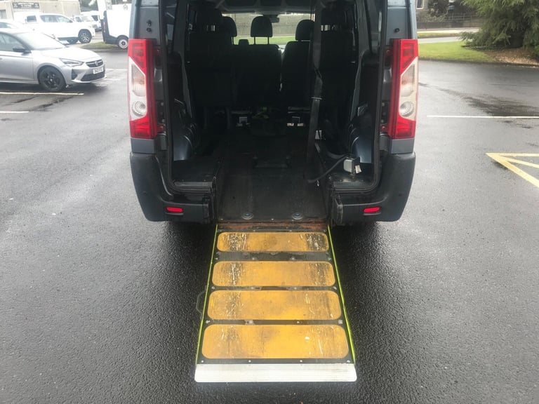 2014 Peugeot Expert Tepee 2.0 HDi Tepee Comfort L2 4dr MPV Diesel Automatic