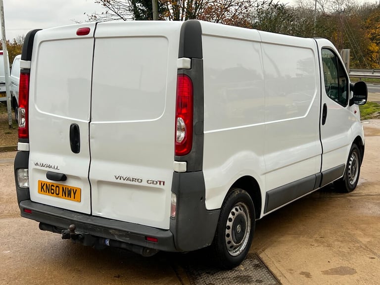 2010 Vauxhall Vivaro 2.0 2700 CDTi Panel Van 4dr Diesel Manual FWD L1 (215 g/km, 113 bhp) Panel V...