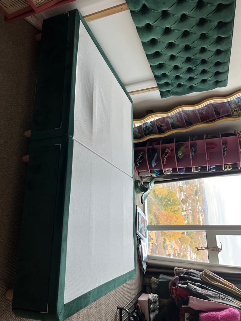 4FT 6 Double bed Divan frame no mattress - CASH IN HAND