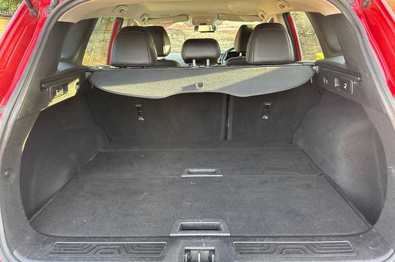 2020 Renault Kadjar 1.3 TCe Iconic SUV 5dr Petrol Manual Euro 6 (s/s) (140 ps) SUV Petrol Manual