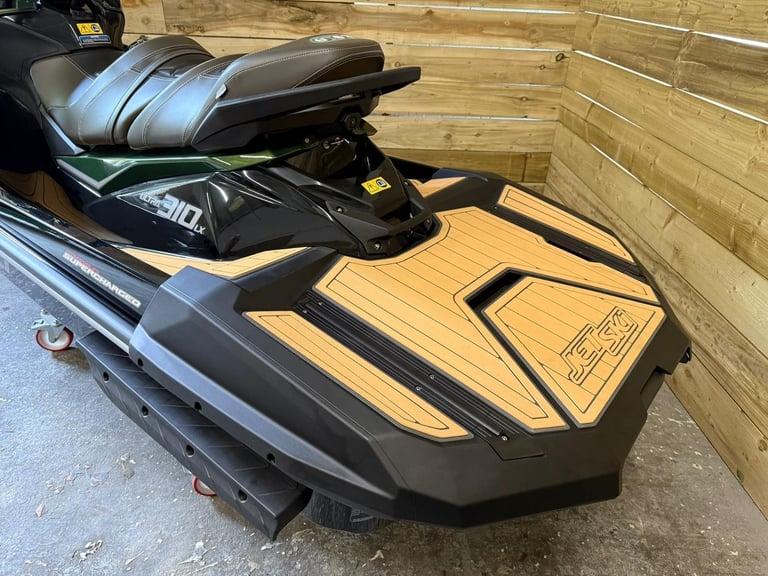 KAWASKAKI ULTRA 310LX 2024 JET SKI BRAND NEW UK MAIN DEALER