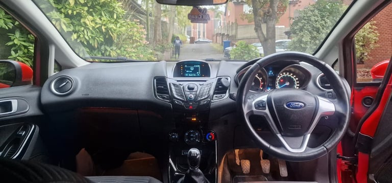 Ford, FIESTA, Hatchback, 2013, Manual, 998 (cc), 5 doors