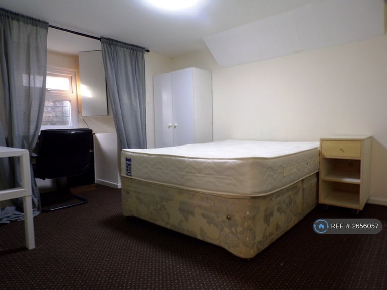 7 bedroom house in Talbot Road, Manchester, M14 (7 bed) (#2656057)