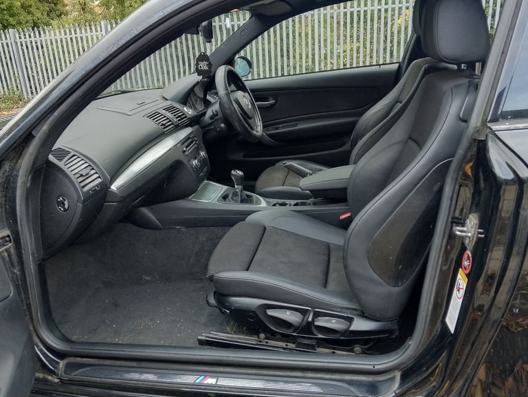 BMW, 1 SERIES, Hatchback, 2009, Manual, 1995 (cc), 3 doors