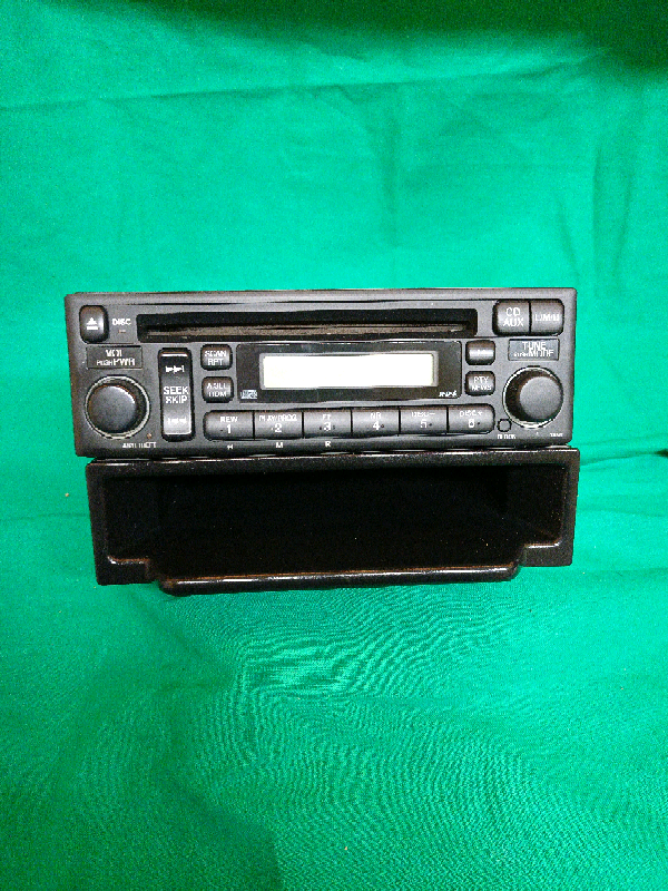 Honda CRV CD Player Car Radio Stereo and Cubby Double Din Radio